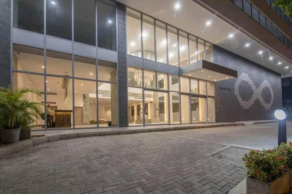 Apartamento 3bd Condo-amazing View-modern Apt-luxury Building