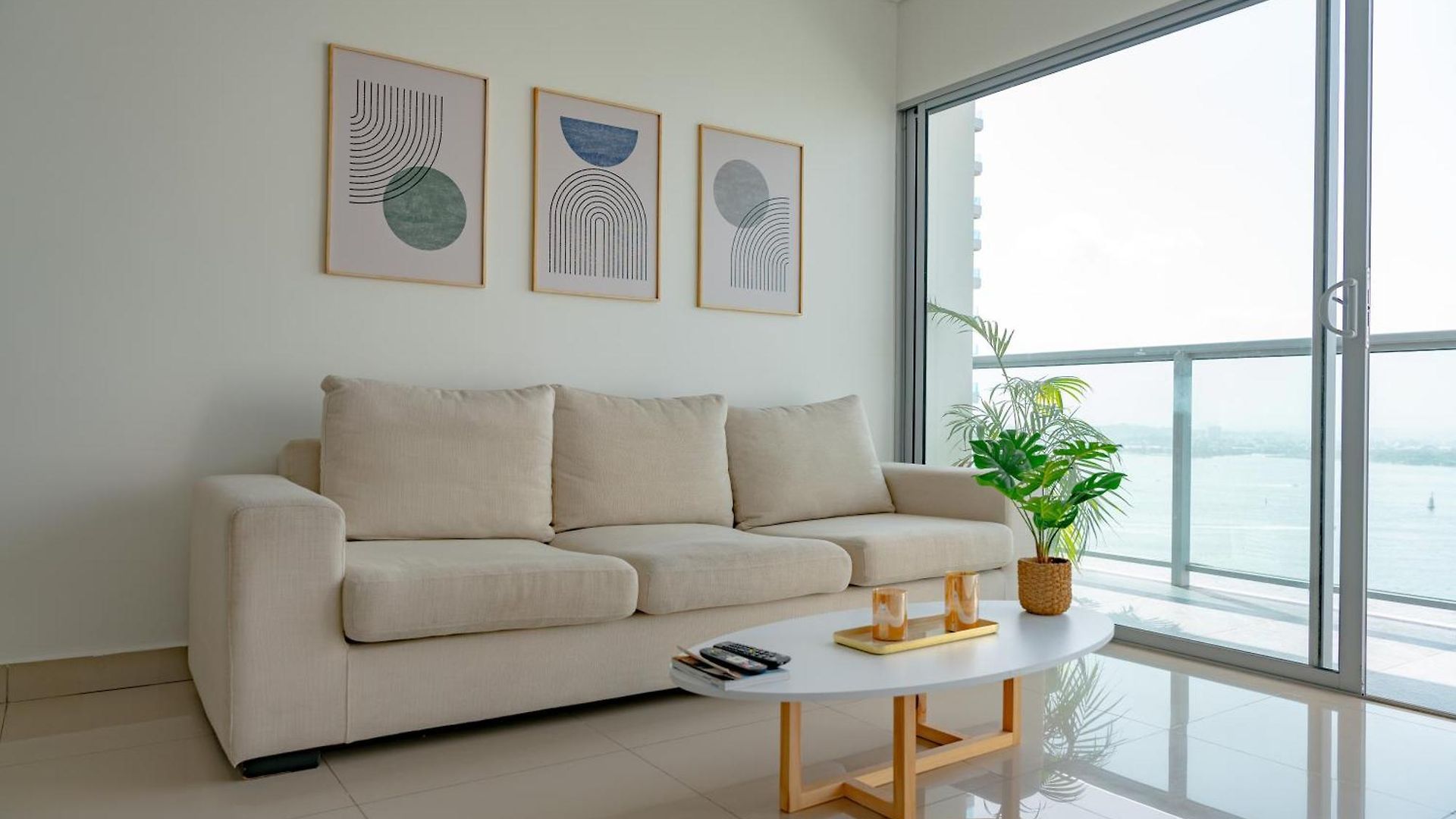 3bd Condo-amazing View-modern Apt-luxury Building *